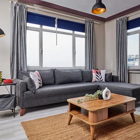 Modern 2br In Nisantasi Area Balconies & Ac דירה *