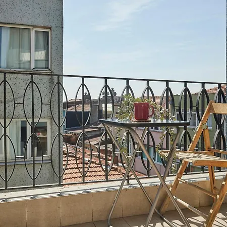 Modern 2br In Nisantasi Area Balconies & Ac * 이스탄불