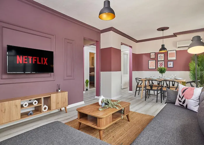 Modern 2br In Nisantasi Area Balconies & Ac