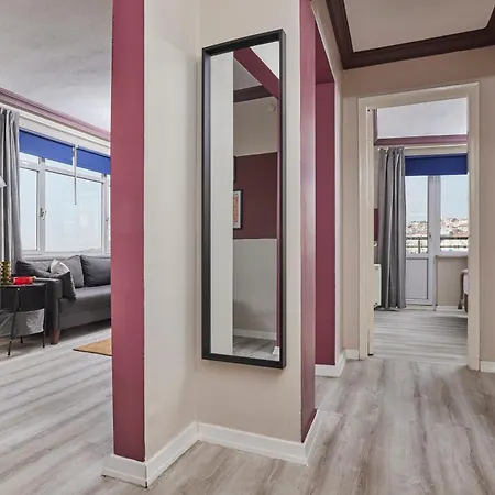 Modern 2br In Nisantasi Area Balconies & Ac * Isztambul